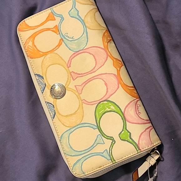 COACH Hampton Scribble Pastel Handbag L0751-F11672 & Matching Wallet - Picture 10 of 17